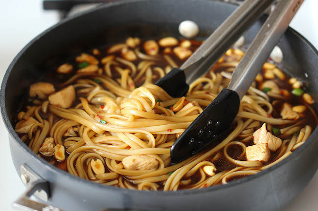 CPK's Kung Pao Spaghetti - A copycat recipe that you can make at home in less than 20 min. And the homemade version tastes 10000x better!