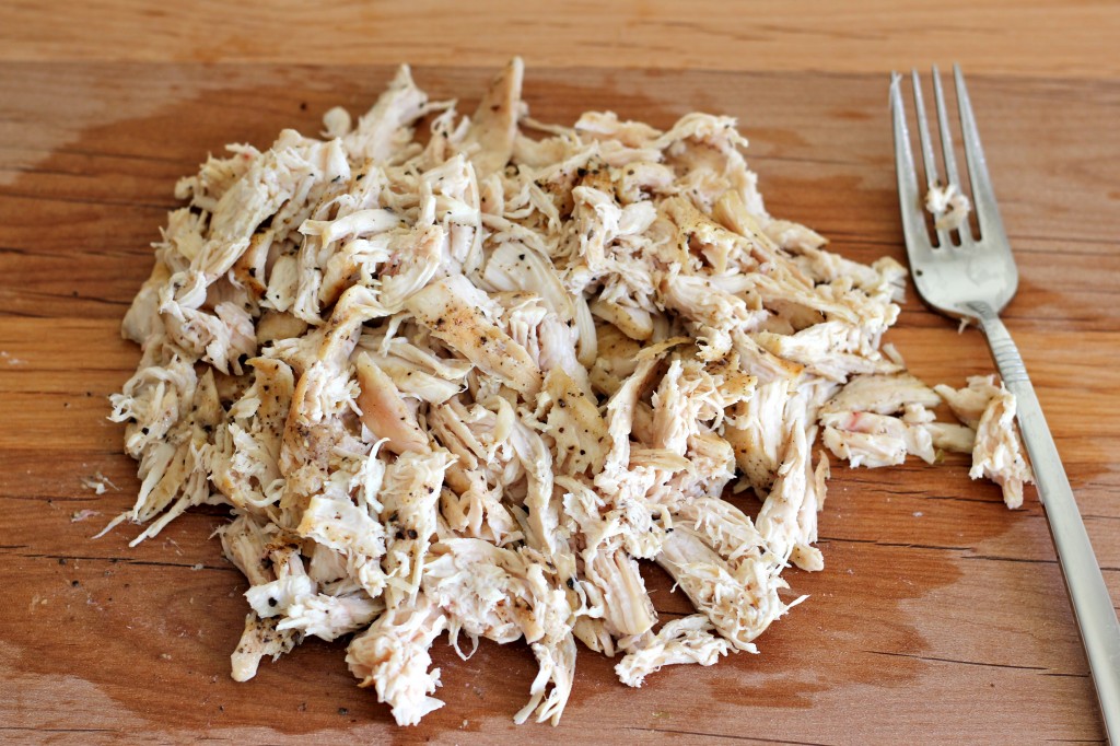 BBQ Chicken Cornbread Pie - The best kind of pie is when BBQ chicken goodness is sitting on a bed of fluffy, crumbly cornbread!