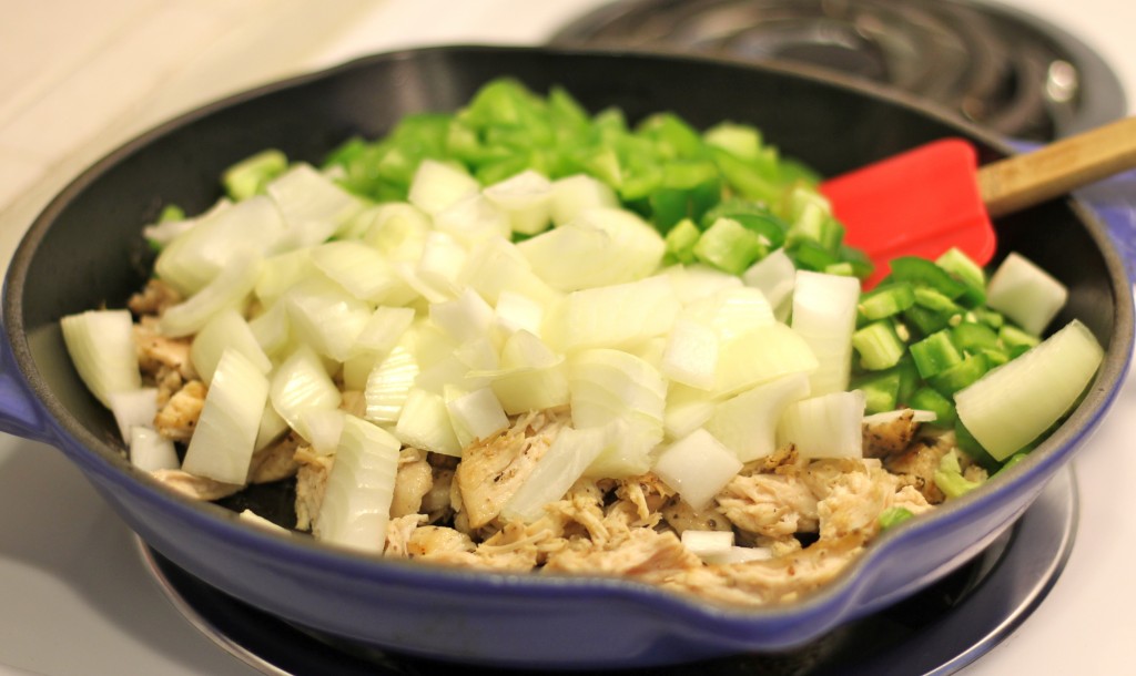 BBQ Chicken Cornbread Pie - The best kind of pie is when BBQ chicken goodness is sitting on a bed of fluffy, crumbly cornbread!