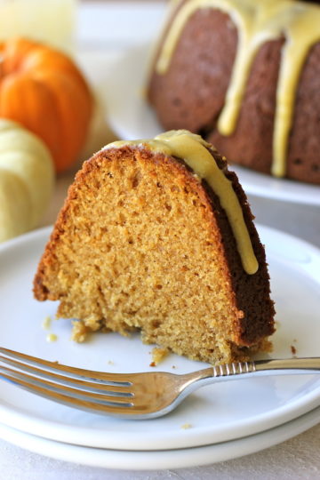 Pumpkin Bundt Cake with Pumpkin Glaze