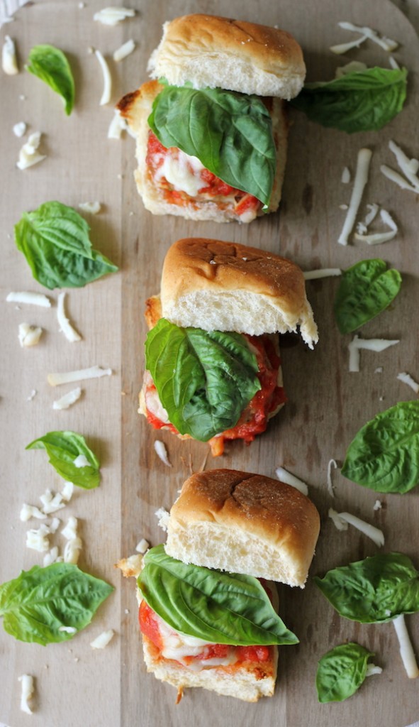 Turkey Meatball Sliders - These lightened-up sliders are perfect as a light lunch, appetizer, or crowd-pleasing party food!