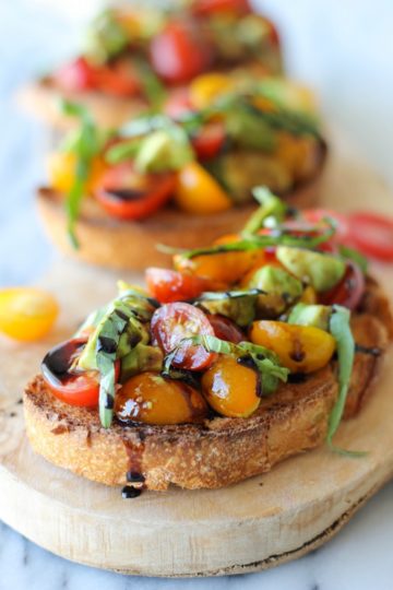 Avocado Bruschetta with Balsamic Reduction