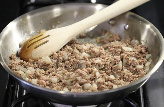 Easy Taco Pie - The easiest, cheesiest pie you will ever make in a single skillet in just 30 min - perfect for those busy weeknights and picky eaters!