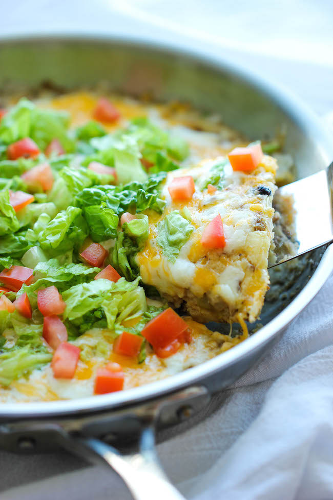 Easy Taco Pie - The easiest, cheesiest pie you will ever make in a single skillet in just 30 min - perfect for those busy weeknights and picky eaters!