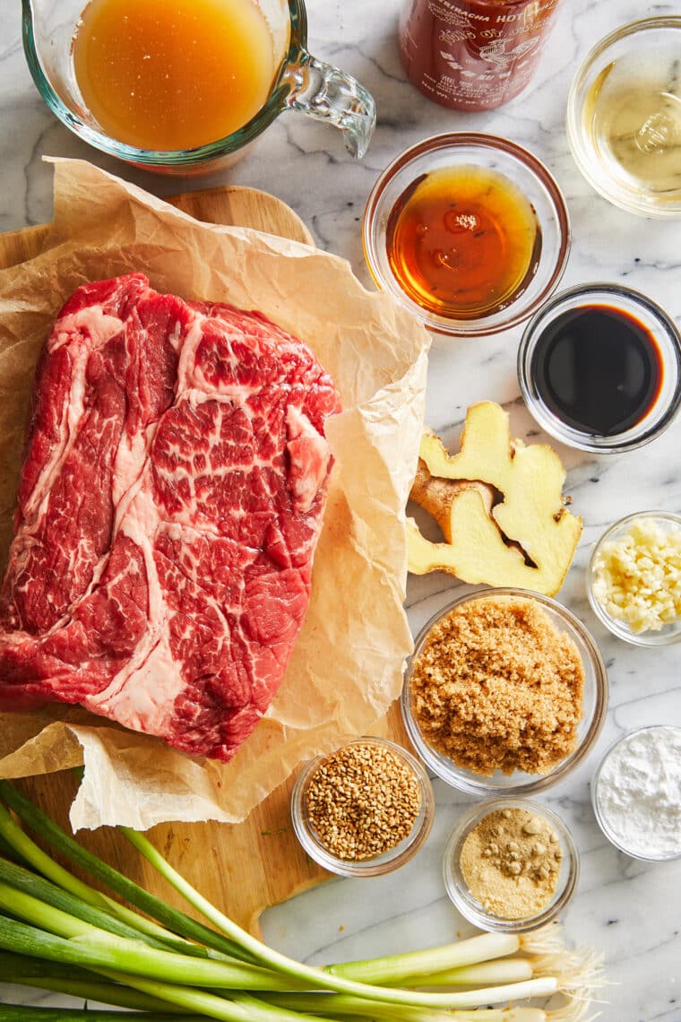 Slow Cooker Korean Beef - Amazingly tender, melt-in-your-mouth Korean beef easily made right in the crockpot - 10 min prep! So easy, so good.