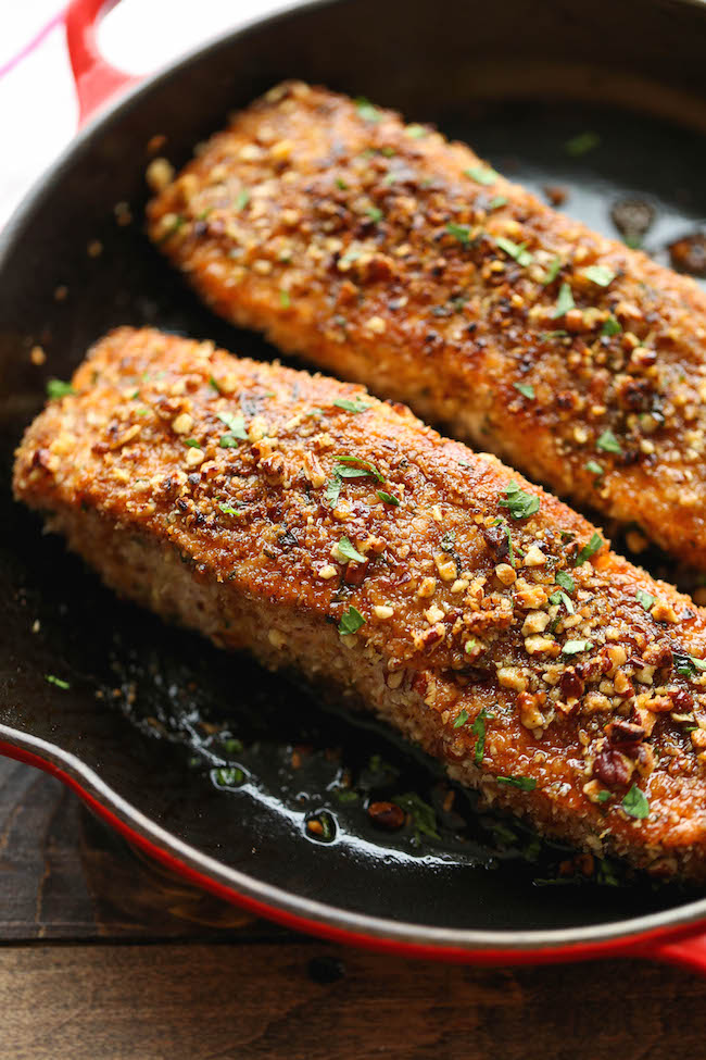 Pecan Crusted Salmon with Lemon Glaze - An epic crunchy pecan crust that comes together in just 5 min - easy peasy. And the lemon glaze is to die for!
