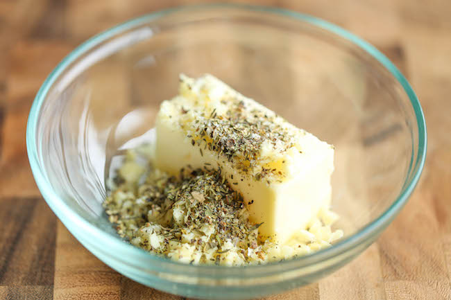 Grilled Lemon Garlic Zucchini - Amazingly crisp-tender zucchini grilled with a lemon butter garlic sauce - a side dish that will go well with anything!