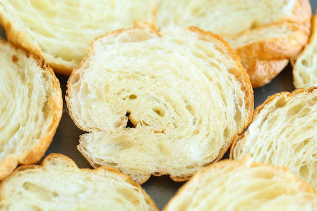 Garlic Bread Croissants - The absolute BEST kind of garlic bread - it's truly irresistible and you won't be able to stop eating this until they're all gone!