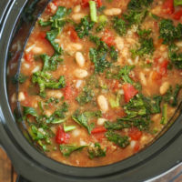 Slow Cooker Tomato, Kale and Quinoa Soup
