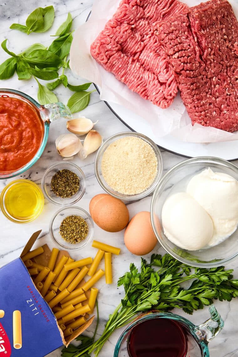 Meatball Baked Ziti - Cheesy baked ziti with the easiest homemade meatballs. Quick to prepare and so so good. Comfort food at its best here!