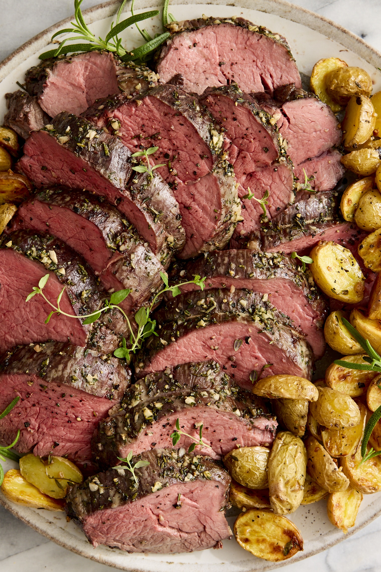 garlic-beef-tenderloin