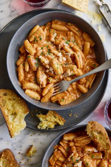 quick pasta tomato cream sauce